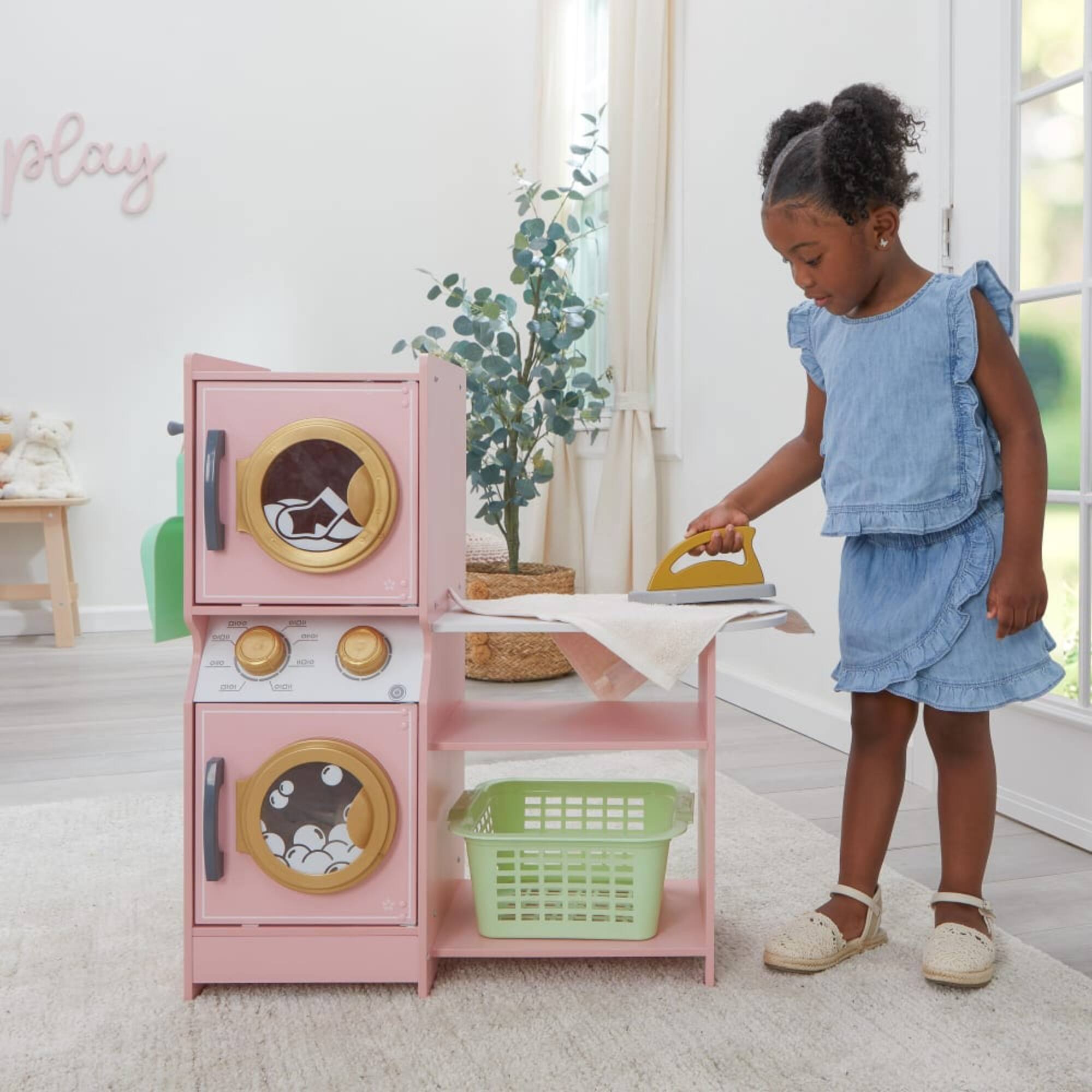 KidKraft Wooden Laundry Play Set with Stacking Washer & Dryer Toy & 4 Accessories